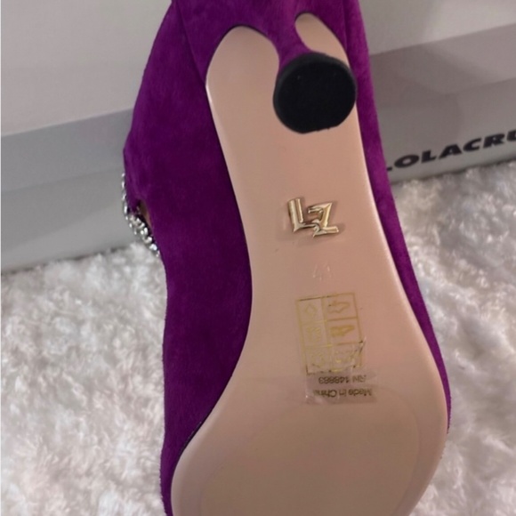 Lola Cruz Morado Sandals with Rhinestones Slip On Purple Suede Sz 41 Euro 10 US - Picture 3 of 6